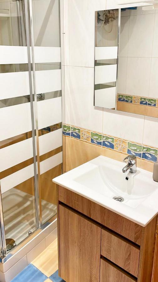 Gran Via Chueca Apartamentos Noxi Madrid Bagian luar foto