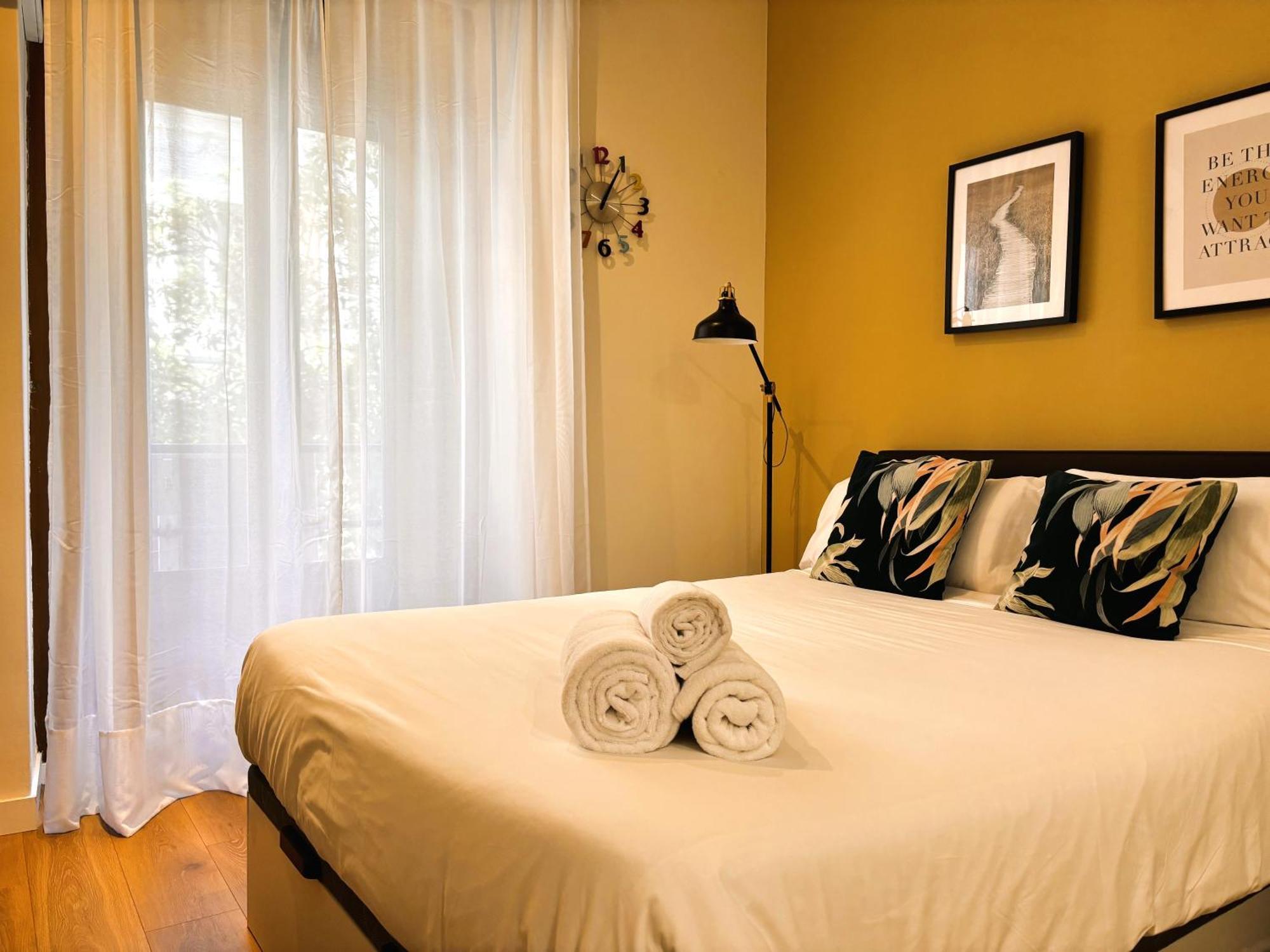 Gran Via Chueca Apartamentos Noxi Madrid Bagian luar foto