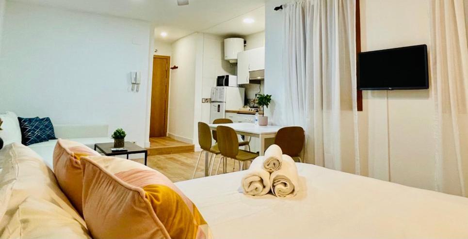 Gran Via Chueca Apartamentos Noxi Madrid Bagian luar foto
