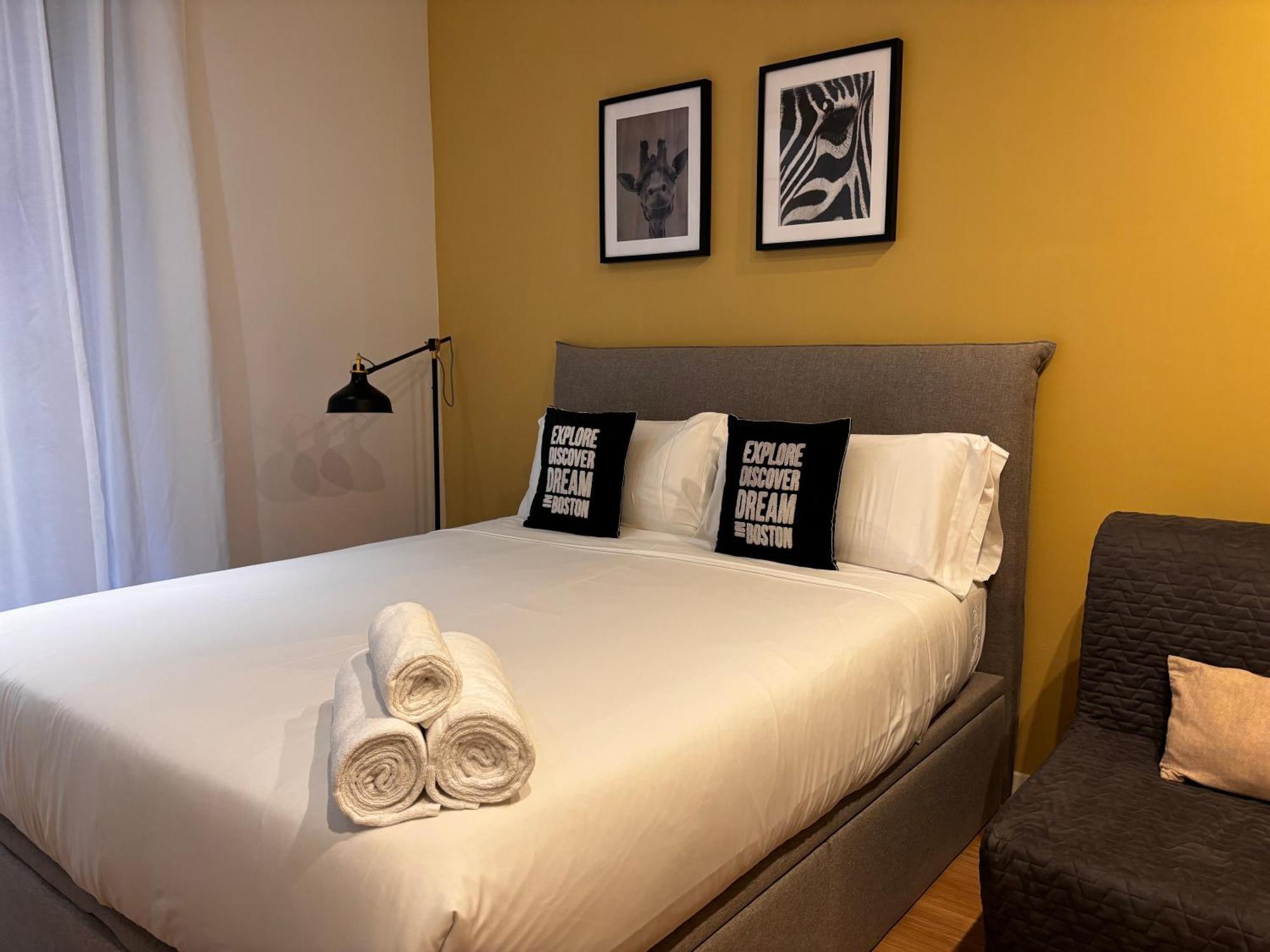 Gran Via Chueca Apartamentos Noxi Madrid Bagian luar foto